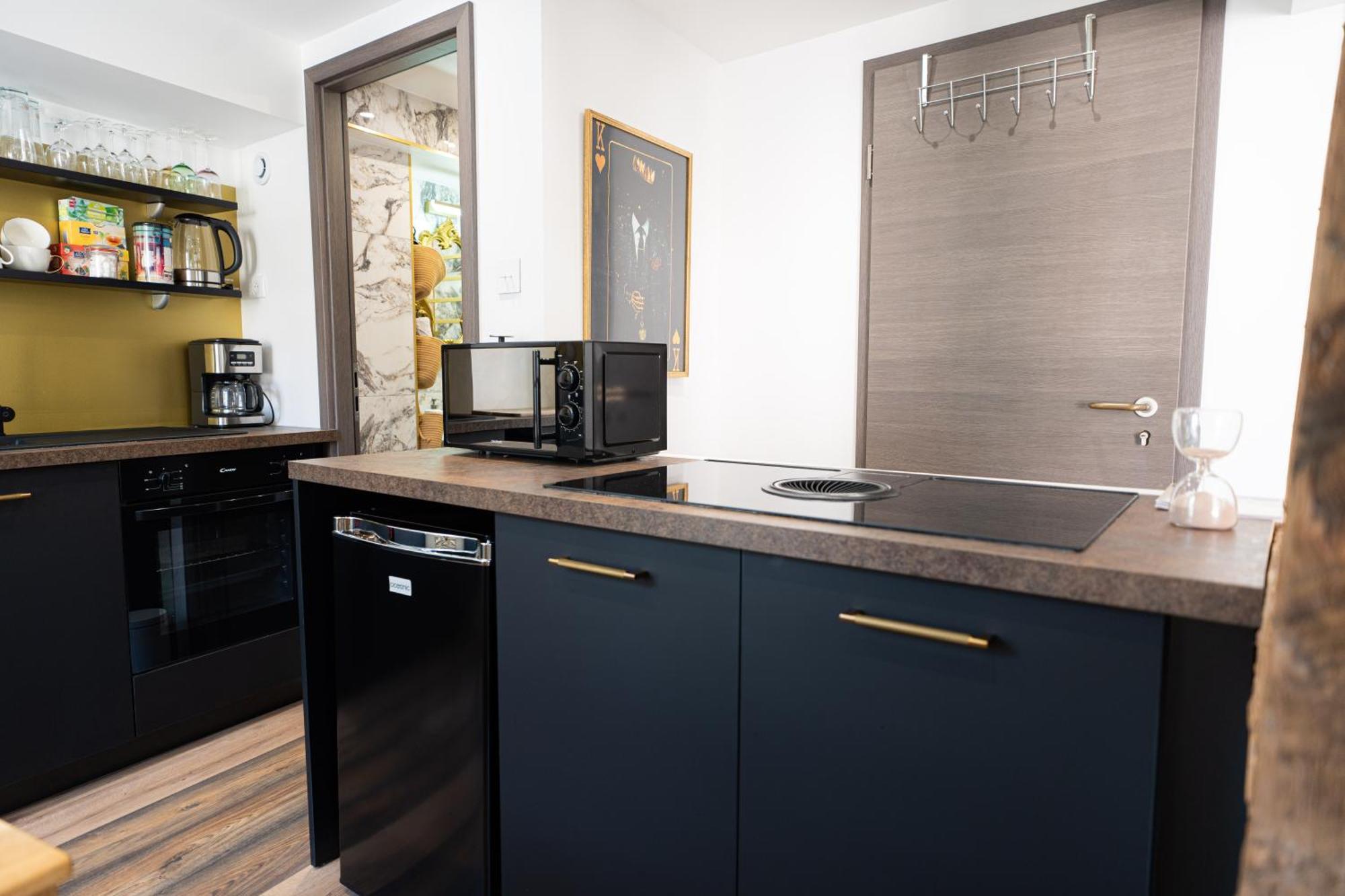 Appartement De La Noblesse - Designed By C.M Селеста Экстерьер фото