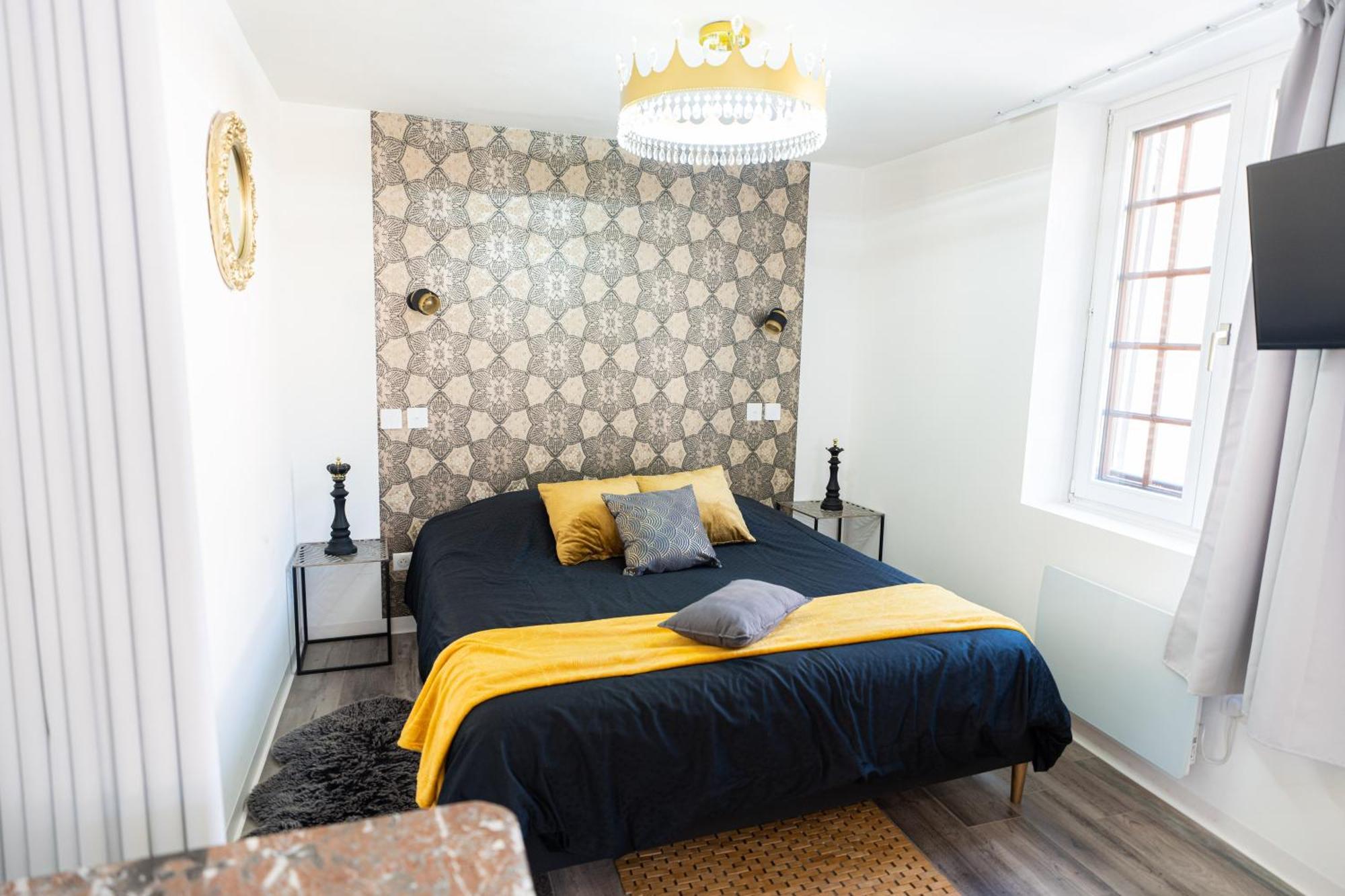 Appartement De La Noblesse - Designed By C.M Селеста Экстерьер фото