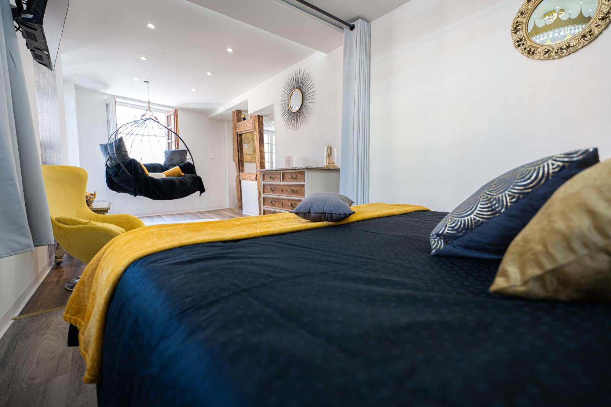 Appartement De La Noblesse - Designed By C.M Селеста Экстерьер фото